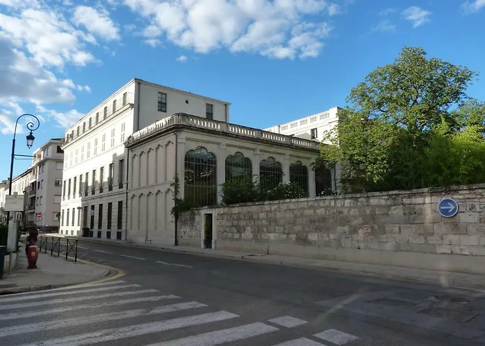 Charme Arenes Апартаменты